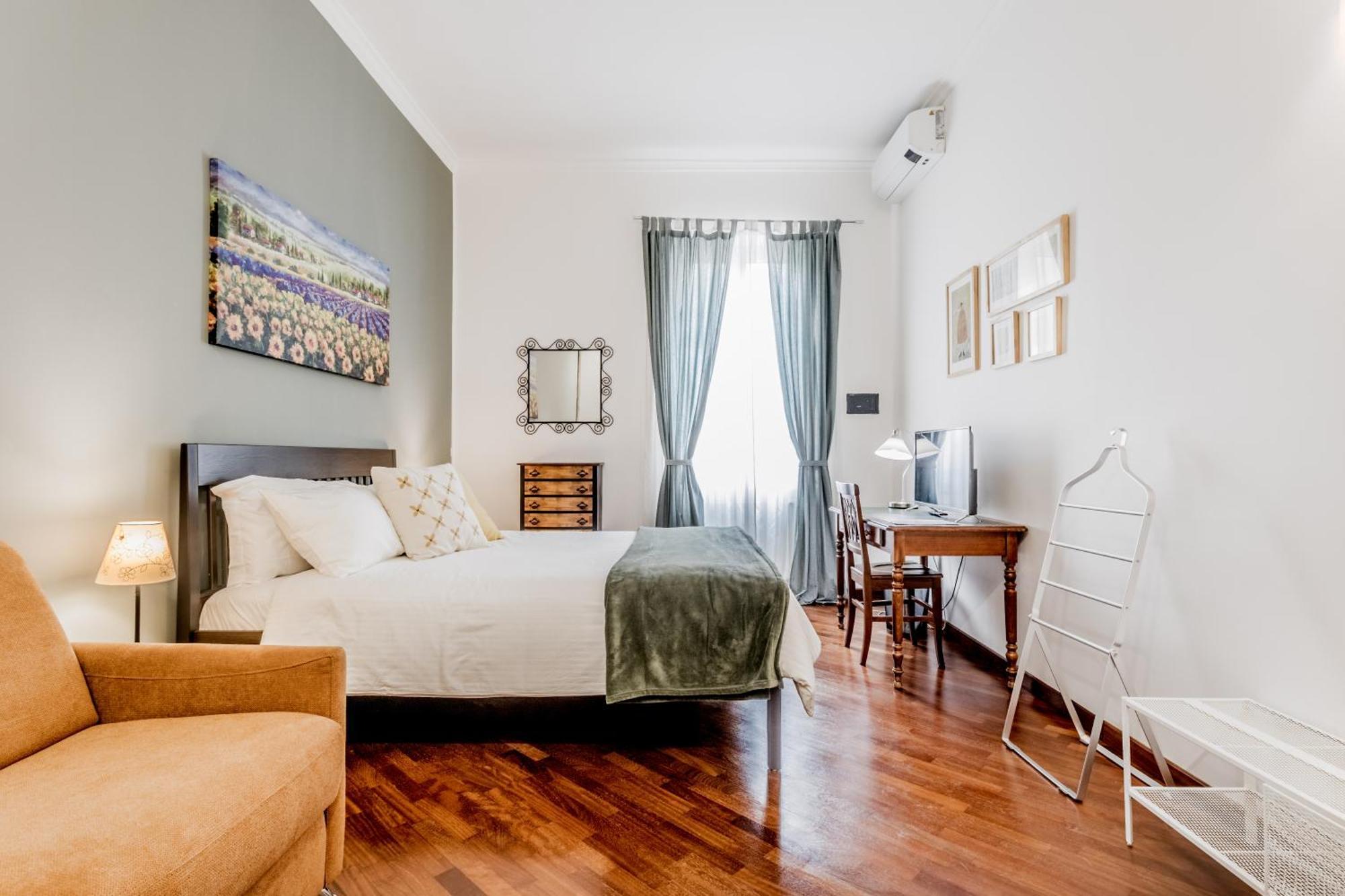 Dardanelli House * Roma